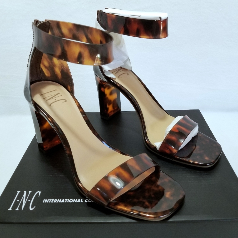 INC Makenna Two-Piece Clear Vinyl Dress Sandals - Picture 8 of 11